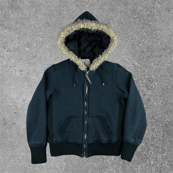 Zenana Outfitters Tops - Y2K Zenana Outfitters Hoodie Jacket Women L Black Faux Fur Trim Quilted SJ-111